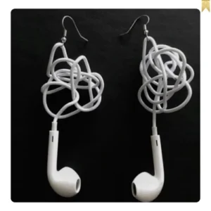 Hands-free-design-earrings-500x500