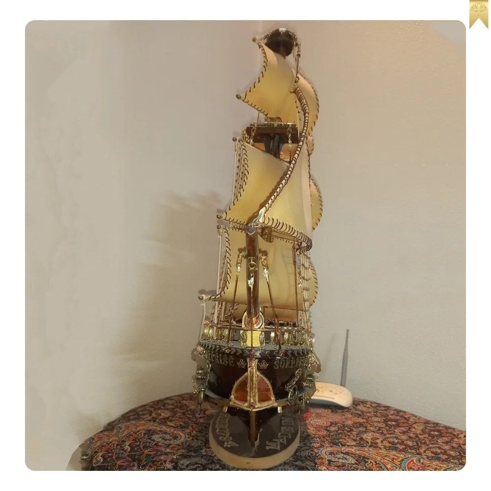 handmade-sailing-ship-made-of-walnut-wood1
