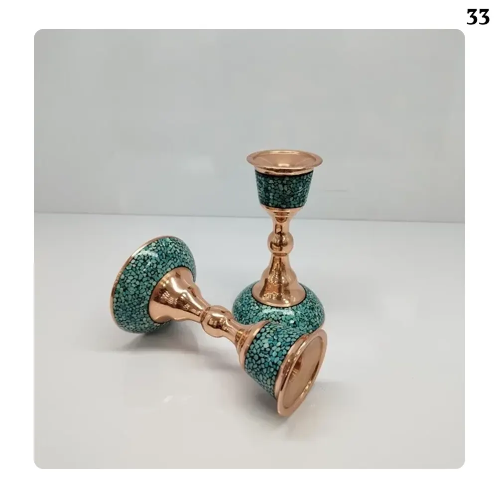 شمعدان مطعّم بالفيروز